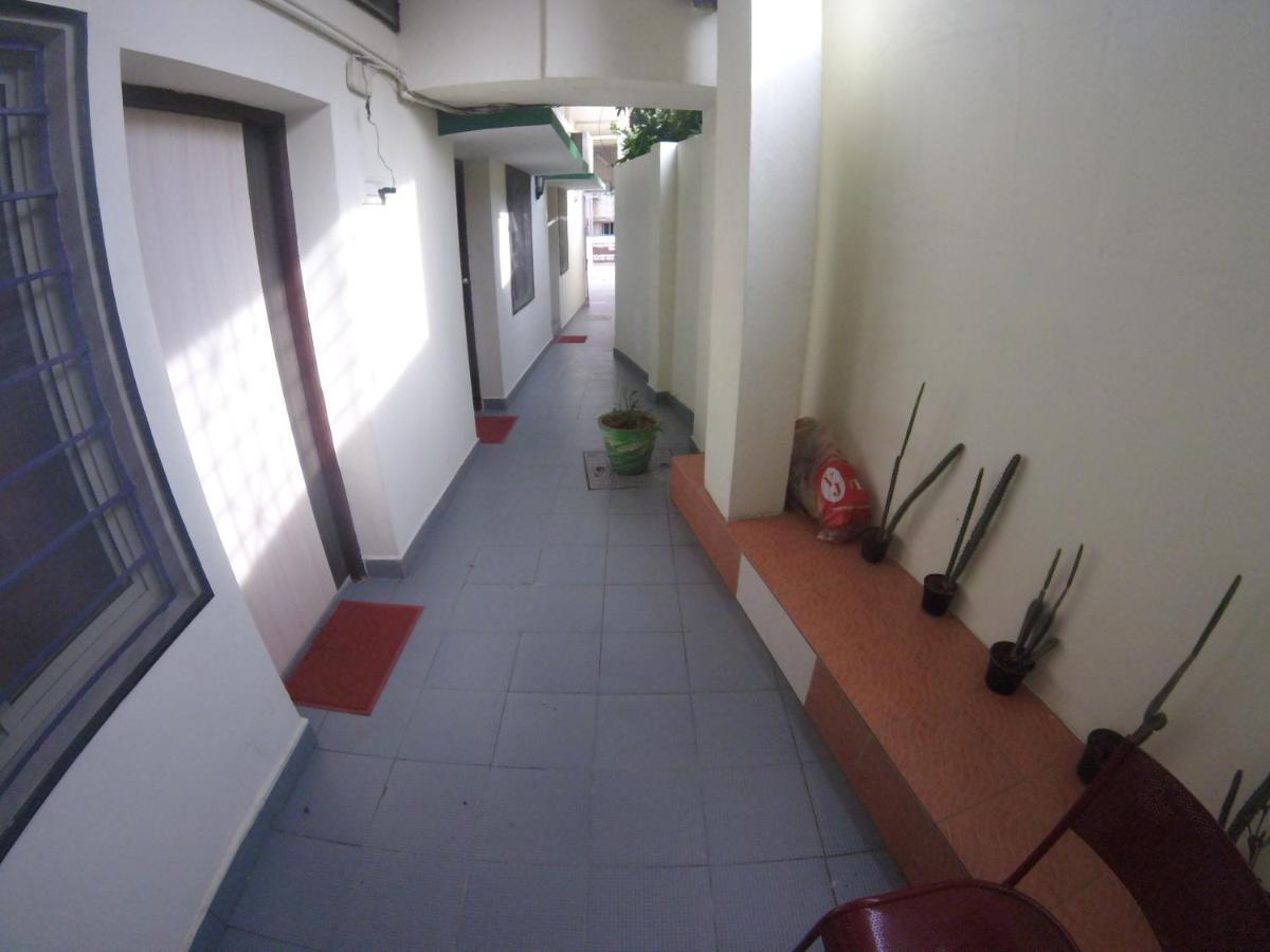Just Guest House, Chennai Airport Buitenkant foto