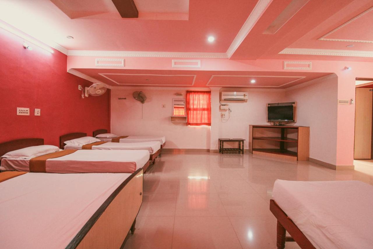 Just Guest House, Chennai Airport Buitenkant foto